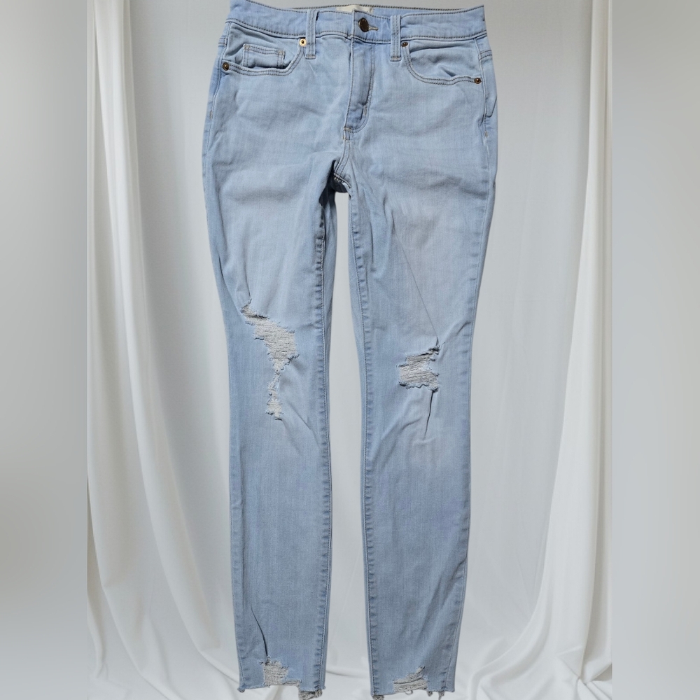 Universal Thread Jeans Size 6 28 Distressed Denim Pants High Rise Waist Skinny
